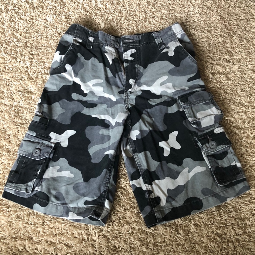 Black/Grey Camo Cargo Shorts